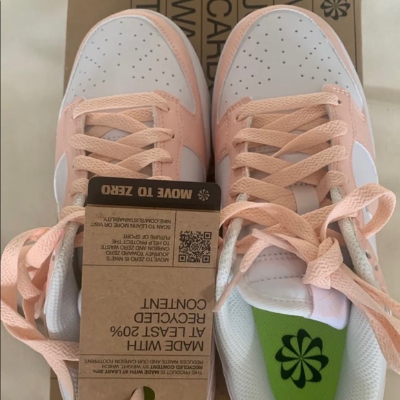 ❌❌SOLD❌❌ NWT Nike dunk low size 5.5 Women 4 in Men - Picture 4 of 5